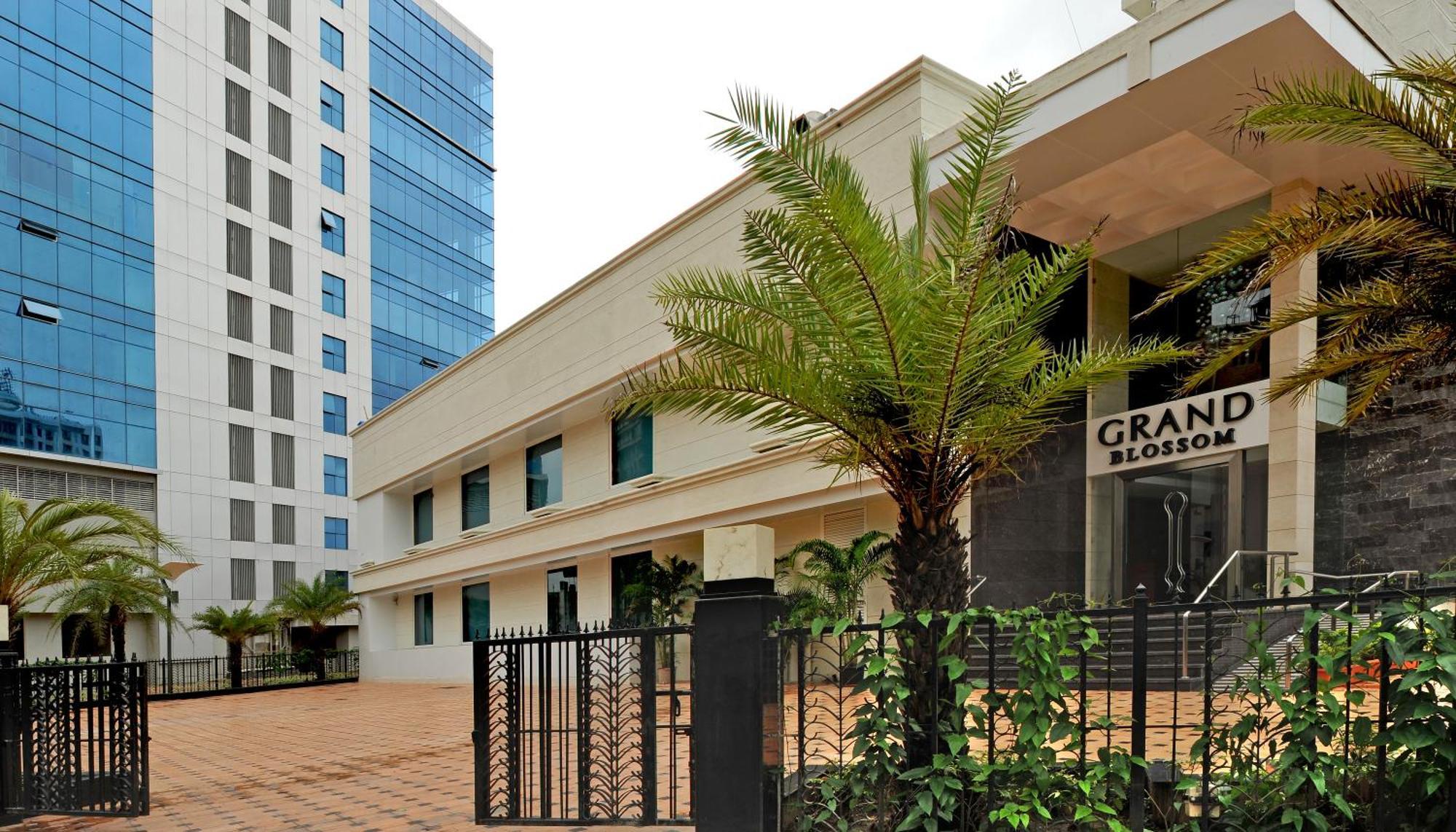 Radisson Mumbai Goregaon Kültér fotó